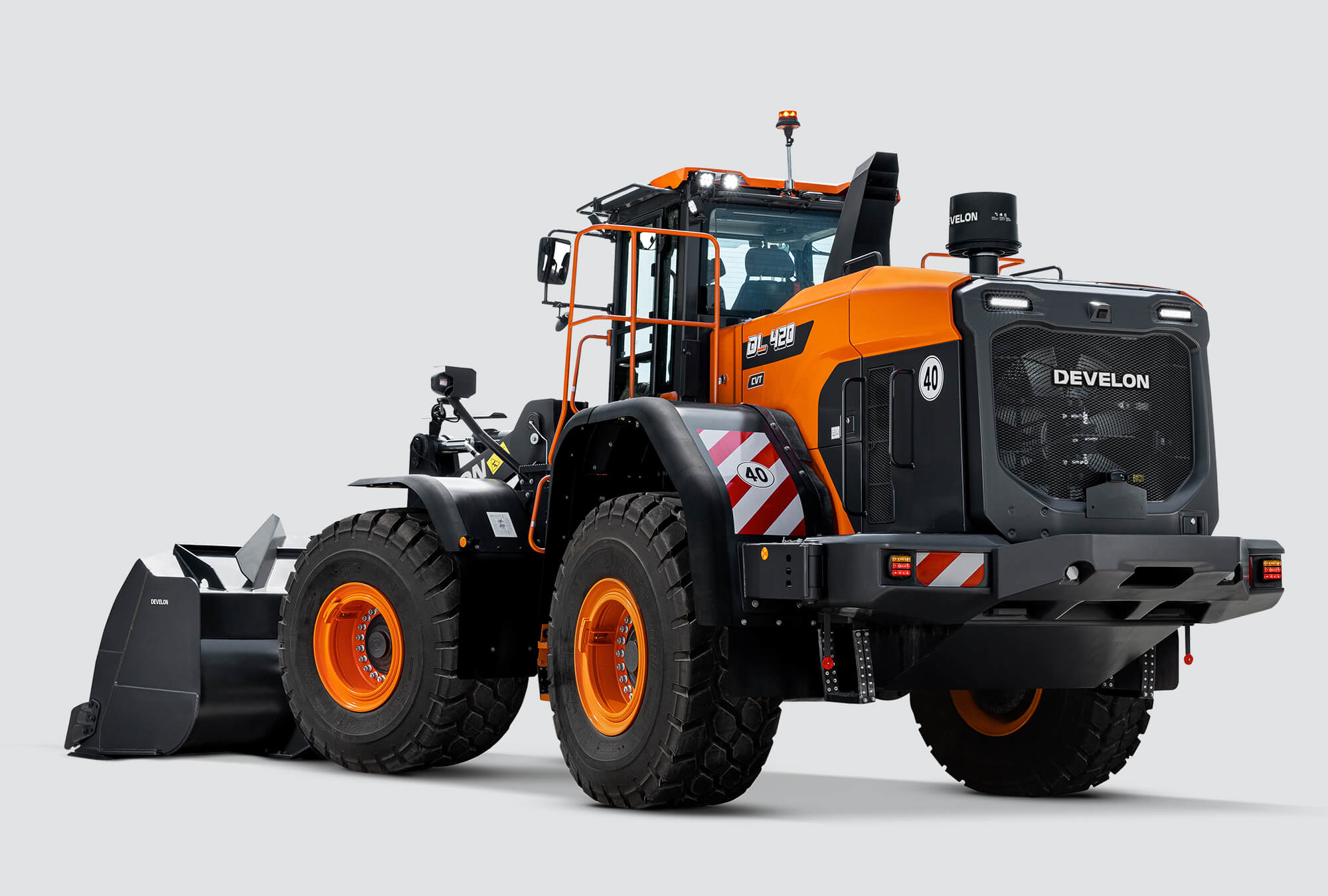 20231218-DL420CVT-7-studio (1)